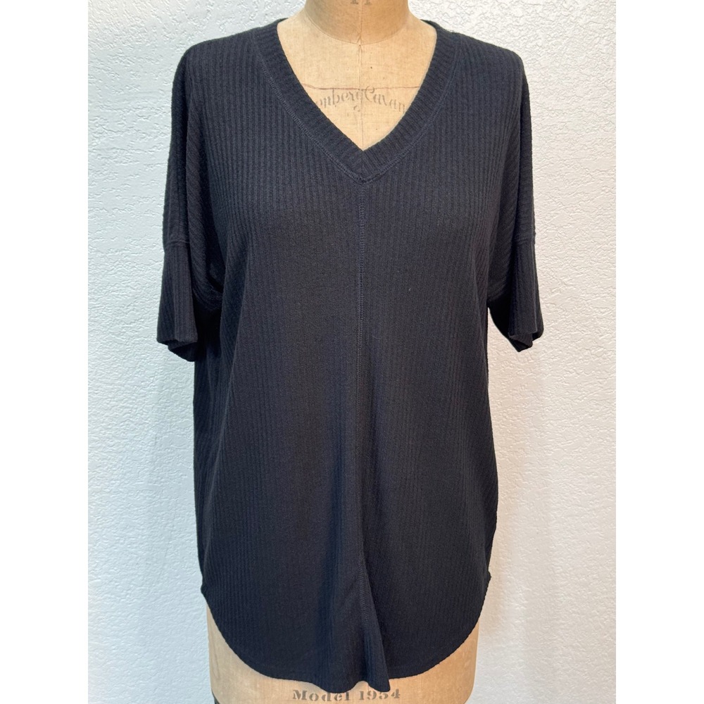 7th Ray Womens Large Black Ribbed V-Neck Short Sleeve Top NEW